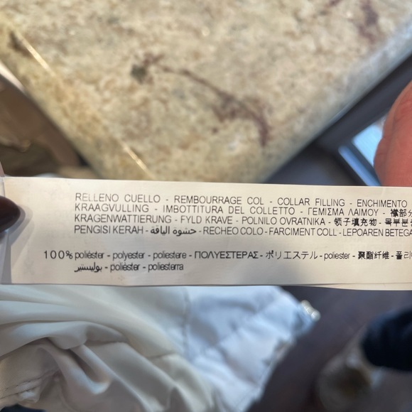 Zara downfilled puffer jacket L (fits more like a M) - Picture 10 of 10